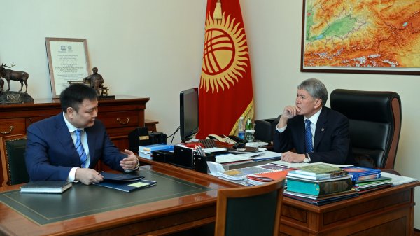 Глава Госкомэнергонедр Д.Зилалиев рассказал президенту А.Атамбаеву о запуске «Джеруя» — Tazabek