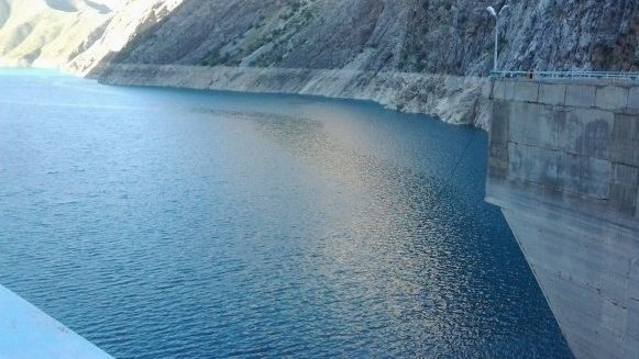 На сколько уменьшился объем воды в Токтогульском водохранилище за декабрь 2016 года? (данные на 30 декабря) — Tazabek