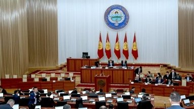 Парламент после возмущения депутатов вернул на повторное рассмотрение в комитет законопроект, дающий право частным компаниям проводить государственные лотереи — Tazabek