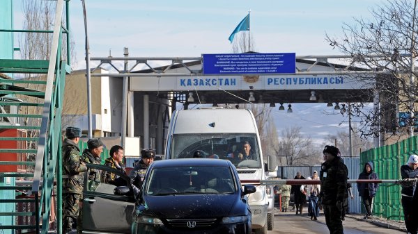 Жогорку Кенеш одобрил в 3 чтениях увеличение штрафов для иностранных перевозчиков за каботажные перевозки в Кыргызстане — Tazabek