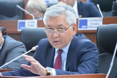 Противоречия между Фондом госимущества и Минэкономики привели низкой эффективности акционерных обществ, - депутат — Tazabek