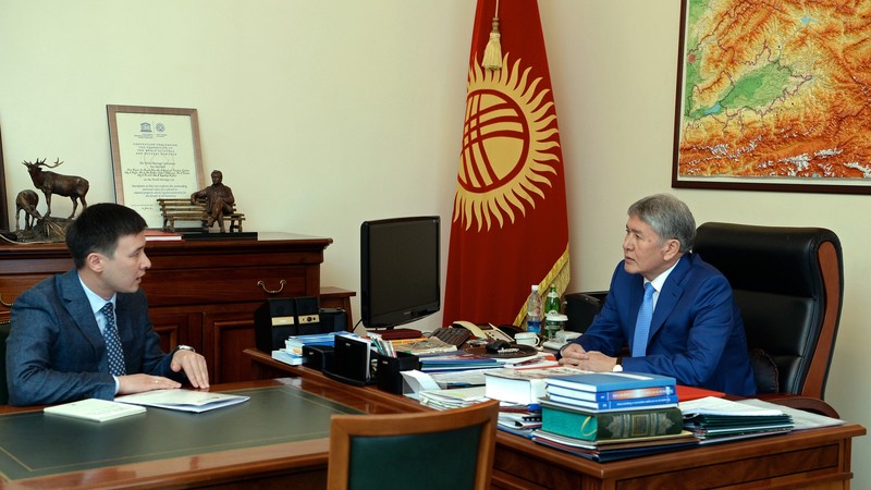 Президент А.Атамбаев дал ряд поручений Нацэнергохолдингу по реализации энергопроектов — Tazabek