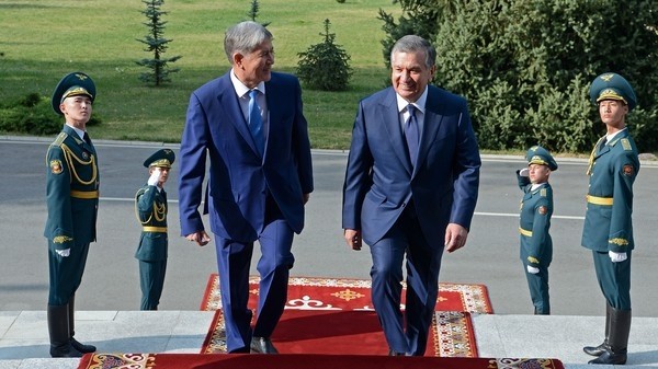 Мы договорились, что будем ускорять строительство железной дороги Китай—Кыргызстан—Узбекистан, - президент Ш.Мирзиеев — Tazabek