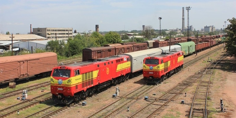 С 1 декабря 2017 года Казахстан обязуется принимать унифицированный железнодорожный тариф за транзит грузов КР — Tazabek