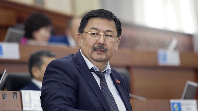 Депутат: Обращаюсь в соответствующие органы, чтобы подняли все подрядные организации, кто аффилирован с ТЭЦ Бишкека за 5-10 лет — Tazabek