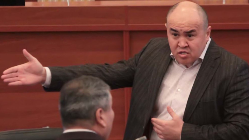 Да мы во всем уже привязались к России, - депутат о поставках бензина в Кыргызстан — Tazabek