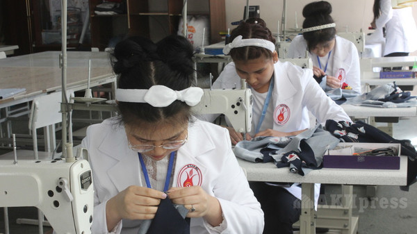 Как проходил конкурс среди учащихся профлицеев в Бишкеке? Фото, победители