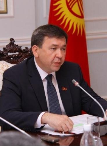 Депутат А.Арапбаев предложил поручить правоохранительным органам разобраться с ценами на мазут «Кыргызнефтегаза» — Tazabek