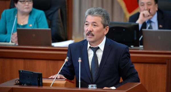 Министр финансов А.Касымалиев на заявления в ЖК рассказал, куда были потрачены 850 млн сомов — Tazabek