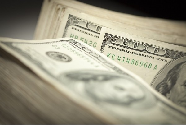 «Курс валют» : Доллар продается по 68,60 сома (график) — Tazabek