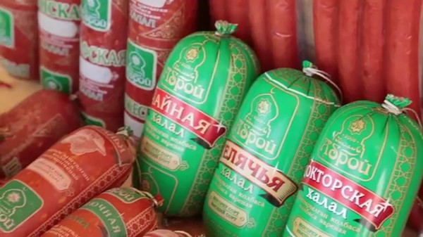 Госветфитоинспекция в магазинах «Народный» выявила отсутствие даты изготовления на колбасных изделиях фирм «Риха» и «Аброй» — Tazabek