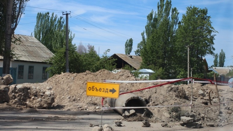 Машины не будут через трубы прыгать, - министр транспорта о дороге Балыкчы—Корумду в турсезон — Tazabek