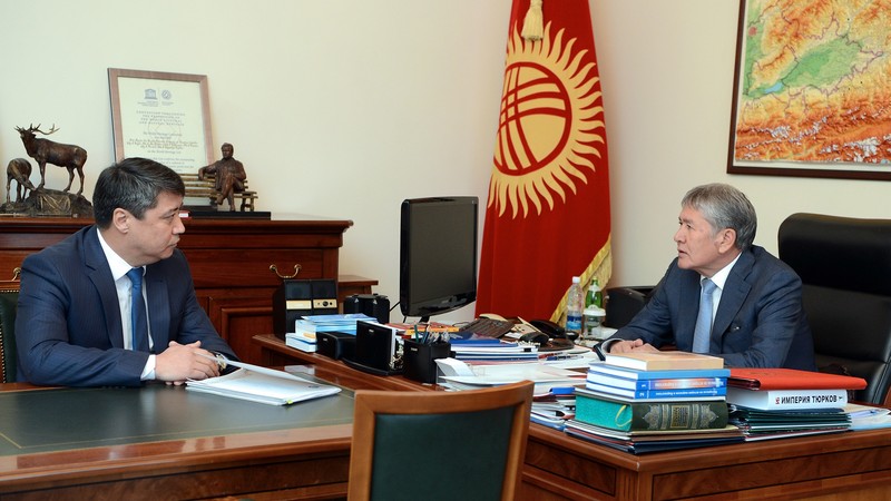 А.Атамбаев поручил Соцфонду пересмотреть индексацию базовой части пенсии — Tazabek