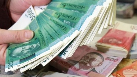 Номинальная заработная плата в Бишкеке составляет 19,4 тыс. сомов — Tazabek