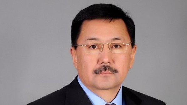 Депутат поинтересовался у директора ТЭЦ А.Воропаева, признает ли он ответственность за нештатную ситуацию на ТЭЦ Бишкека — Tazabek