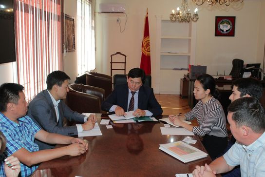 Компания PricewaterhauseCoopers LLP оценит размер теневой экономики Кыргызстана — Tazabek