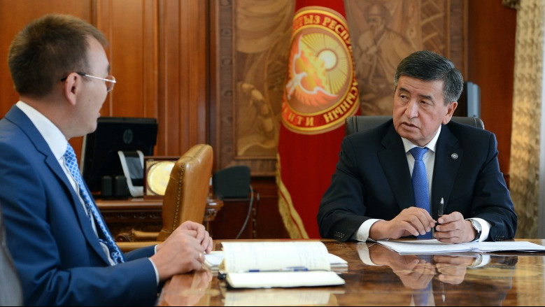 Президент С.Жээнбеков принял председателя Нацбанка Кыргызстана Т.Абдыгулова — Tazabek