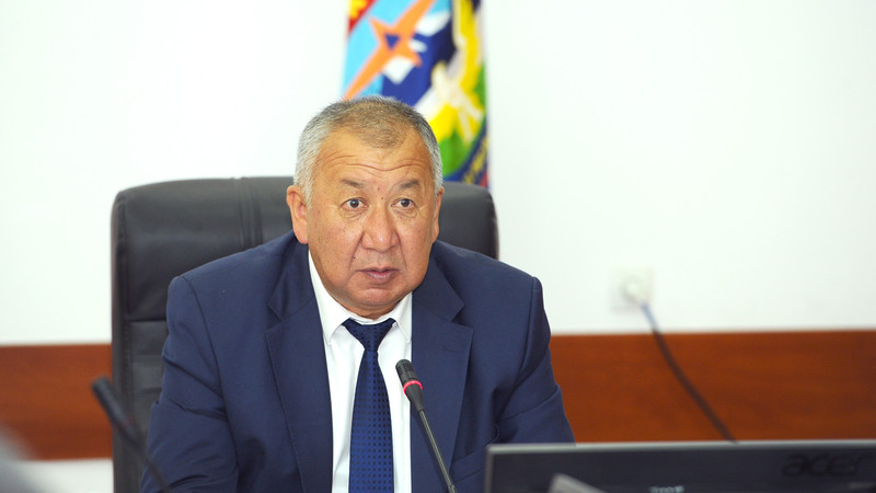 Первый вице-премьер К.Боронов поручил госструктурам своевременно с минимизацией потерь завершить уборку урожая — Tazabek