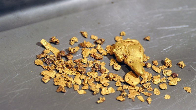 В Кыргызстане внутренняя потребность в золоте составляет около 5,5 тонн, - Минэкономики — Tazabek