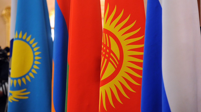 Кто от Кыргызстана ездил в Белоруссию для участия в заседании Евразийского межправсовета? (состав делегации) — Tazabek