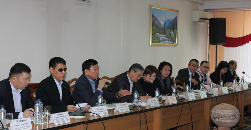 В Соцфонде состоялось заседание по пересмотру льгот по ставкам тарифов страховых взносов для предпринимателей — Tazabek