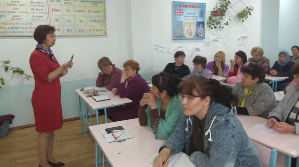 Более 250 учителей Иссык-Атинского района приняли участие в семинаре о перспективах системы школьного образования