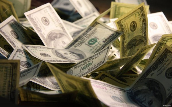 «Курс валют»: Доллар продается по 68,4 сома (график) — Tazabek