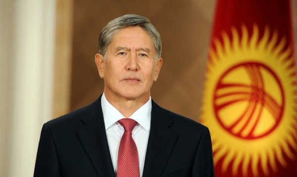 А.Атамбаев поздравил работников органов государственной статистики — Tazabek