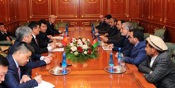 Кыргызстан и Афганистан обсудили реализацию «CASA-1000» и других проектов в сфере транспортной коммуникации — Tazabek
