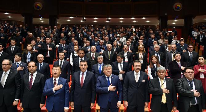 Бизнесмены Турции и Кыргызстана намерены сотрудничать в сфере промышленности и торговли — Tazabek