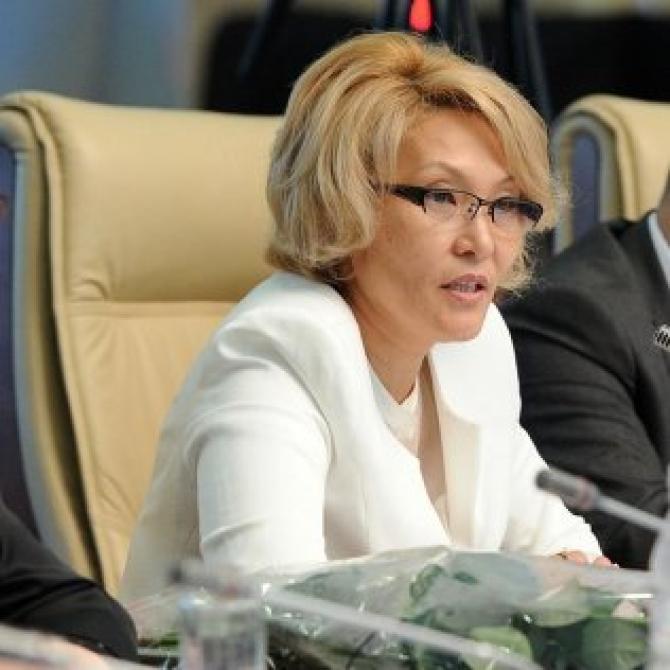 Глава РФ-КР фонда развития признала, что есть недопонимание между советом и правлением фонда — Tazabek