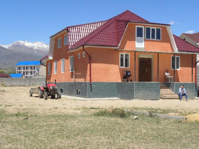 За год в Кыргызстане сделки по купле-продаже индивидуальных жилых домов сократились на 41% — Tazabek