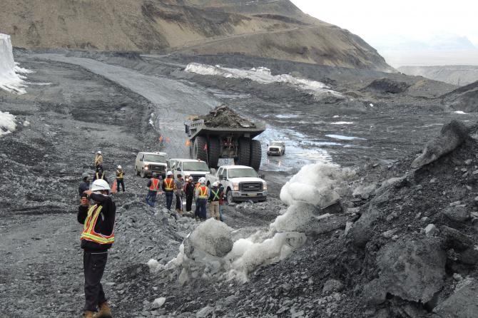 Госгеология согласовала экспертизы по плану развития горных работ на руднике Кумтор на 2016 год — Tazabek