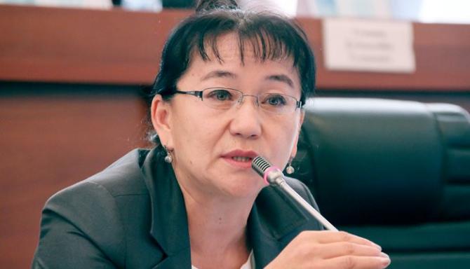 Депутат А.Алтыбаева заявила, что разочаровалась в премьере, он сообщил, что никогда не назначал своих родных — Tazabek
