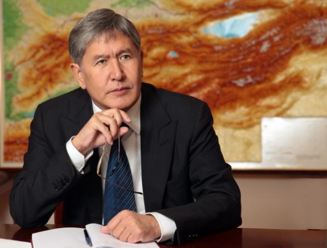 КР предлагает разместить офис Банка ШОС в Бишкеке, - А.Атамбаев — Tazabek