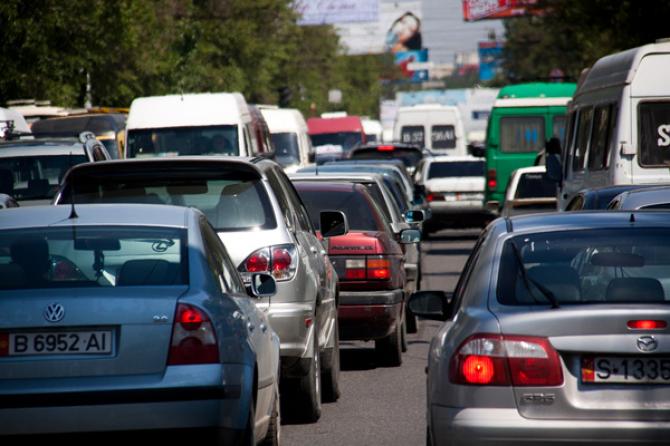До 2020 года на автотранспорт будут применяться ставки, установленные законодательством КР — Tazabek