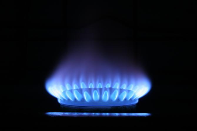 Правительство обещает не повышать тарифы на газ в 2015 году — Tazabek