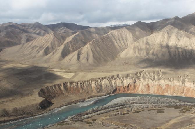 Кыргызстан начнет искать инвестора на Верхненарынский каскад ГЭС после денонсации соглашения с Россией — Tazabek