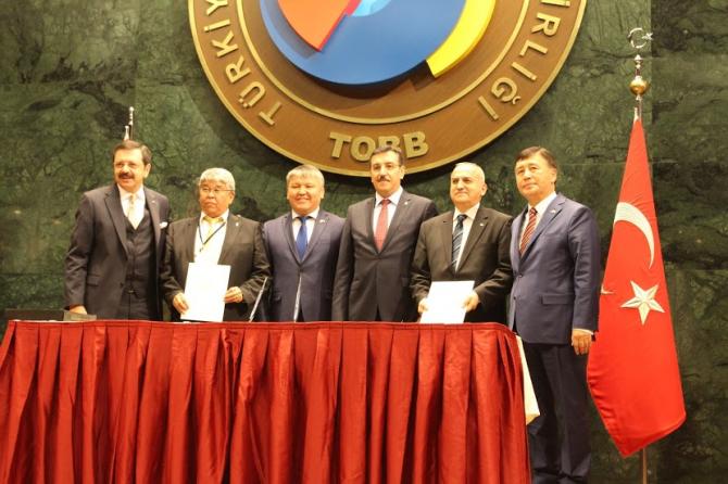 Кыргызстан и Турция подписали меморандум о сотрудничестве в сфере малого и среднего бизнеса — Tazabek