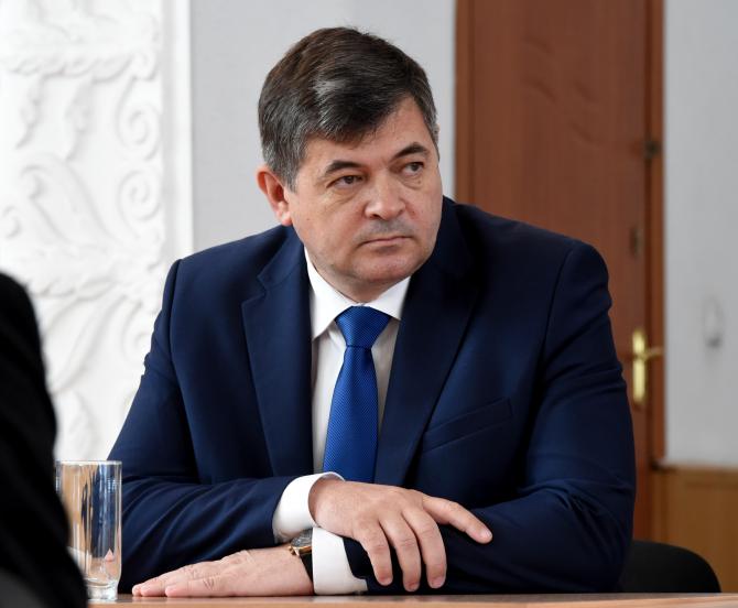 Вице-премьер О.Панкратов: Сделано все, чтобы проект «Кумтор» в 2016 году работал бесперебойно — Tazabek