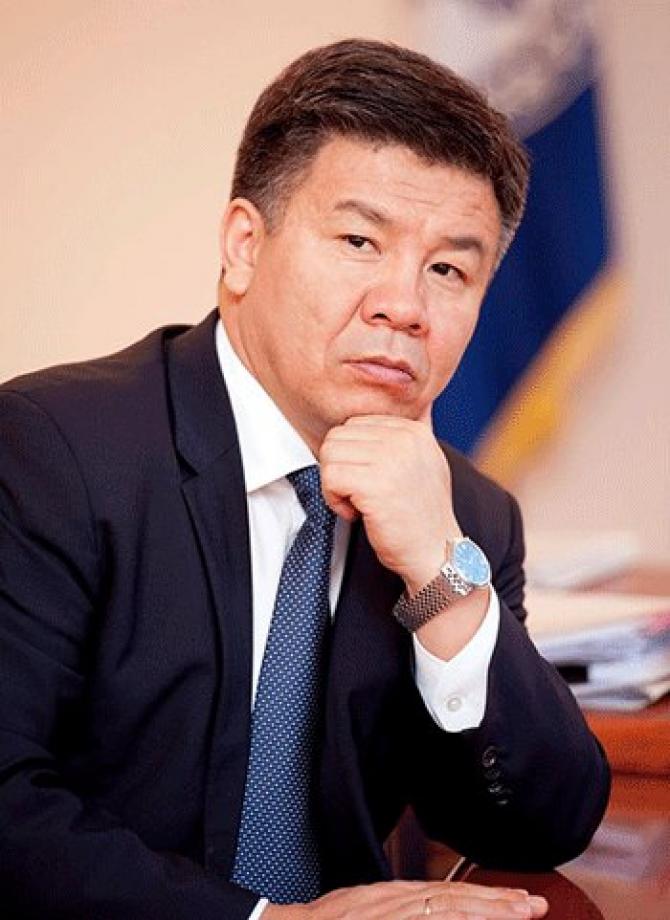 Депутат А.Шыкмаматов уверен, что в деле по компании, проводившей экооценку по проекту ВНК ГЭС, имеет место конфликт интересов — Tazabek