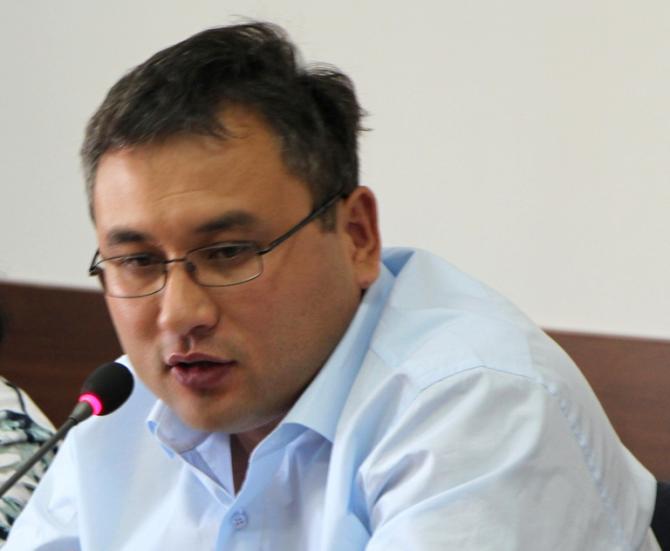 Экономист А.Акелеев: Существующий кризис в стране — искусственный — Tazabek