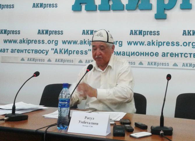Общественный деятель Р.Умбеталиев заявил, что в Токтогульском водохранилище идет холостой попуск воды — Tazabek