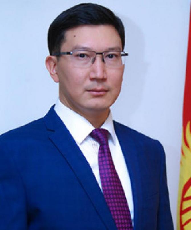 Глава «Кыргызалтына» А.Алимбеков считает невыгодными денонсацию соглашения по Кумтору и национализацию проекта — Tazabek