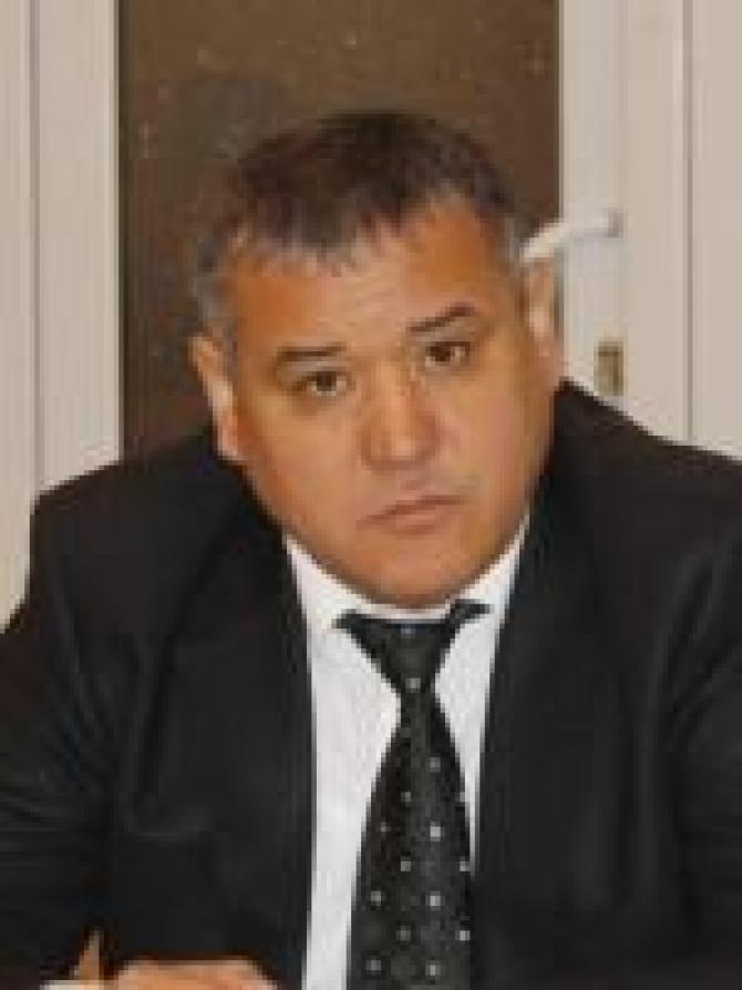 Ранее дважды судимый аудитор Счетной палаты К.Нурматов вошел в предварительный состав 6 созыва Жогорку Кенеша — Tazabek