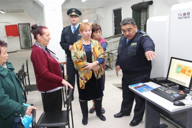 ГТС установила в «Кыргызпочтасы» оборудование для досмотра груза без вскрытия — Tazabek