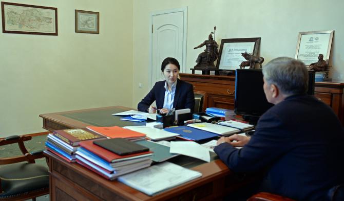 Генпрокурор И.Джолдубаева проинформировала президента А.Атамбаева о принимаемых мерах в области защиты прав предпринимателей — Tazabek