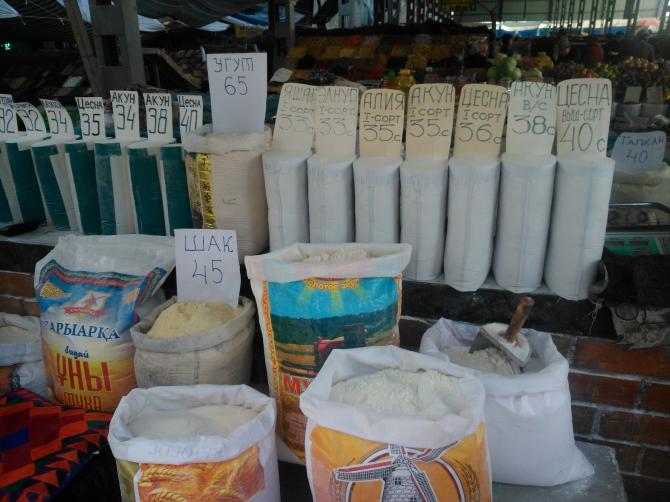 Цены на основные продукты питания постоянно растут, - продавцы Ошского рынка (цены, фото) — Tazabek