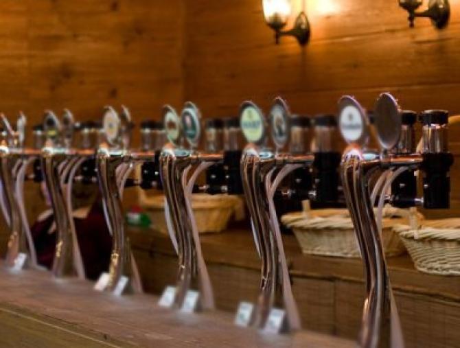 Правительство направило в ЖК заключение на законопроект о запрете продажи водки на розлив и пива в пластиковой таре свыше 2 литров — Tazabek