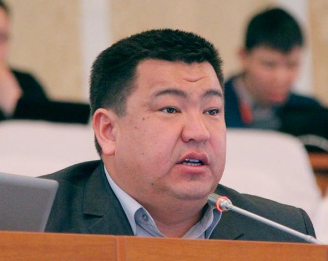 Комитет ЖК по бюджету и финансам одобрил кандидатуру Нурбека Мурашева на должность аудитора Счетной палаты — Tazabek